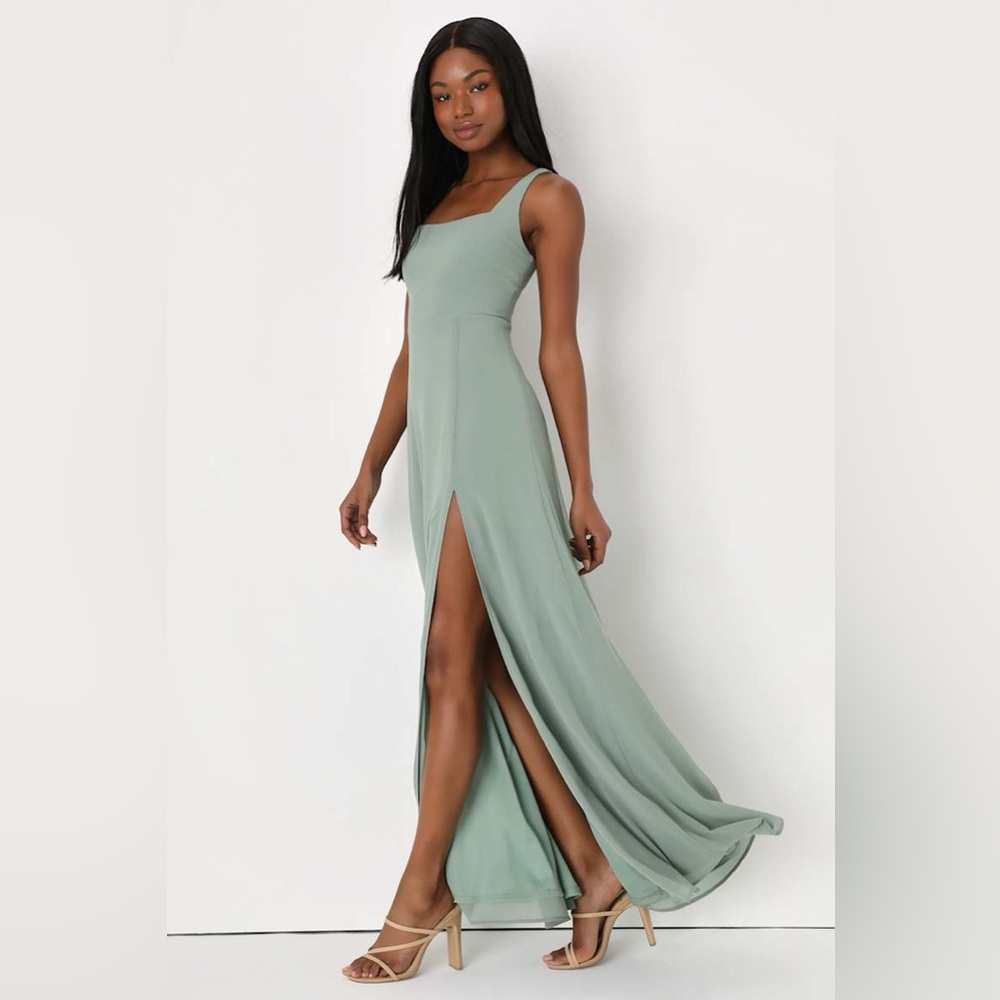 NWOT Lulu’s Remarkable Arrival Sage Maxi Dress $99 Bridesmaid Medium